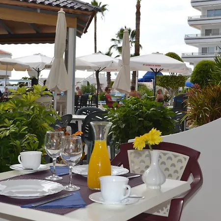 Aparthotel Garden Atlantis En Club Atlantis Costa Adeje (Tenerife)